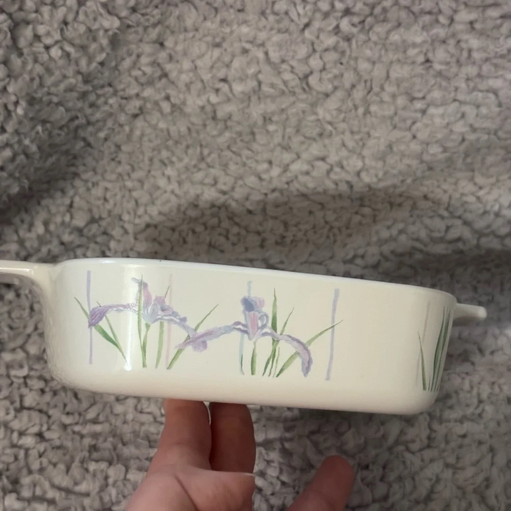 Corning Ware Vintage Shadow Iris Dish 1 liter Saucepan